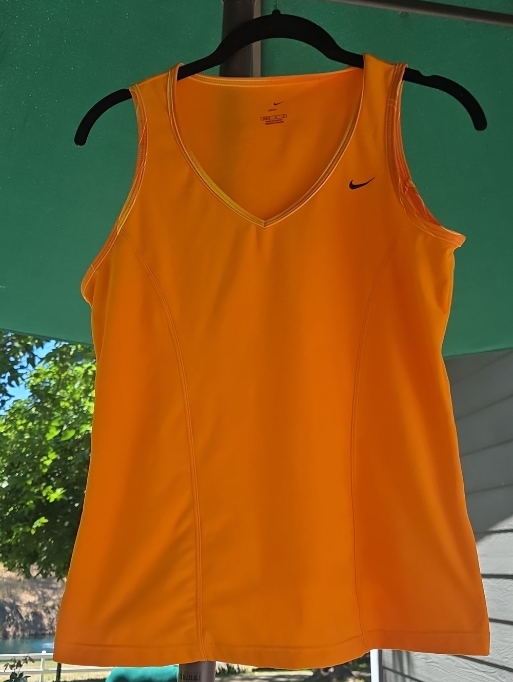 Nike Dri-Fit Womens Large Active Tank